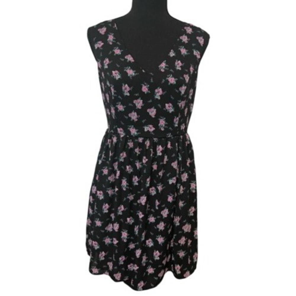 Forever 21 Sleeveless V Neck Black Purple Floral‎ Summer Dress Lined M Feminine